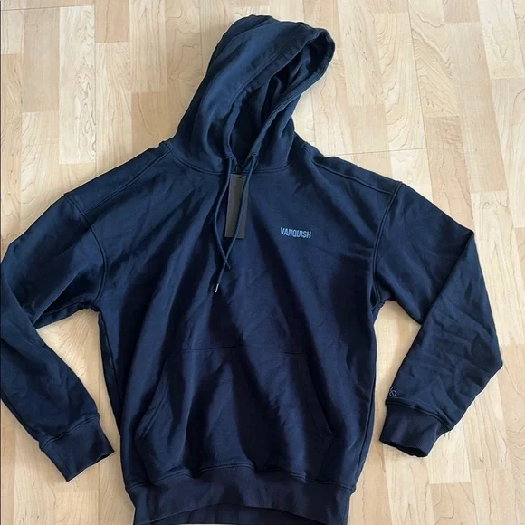 💙NWT Vanquish Sweatshirt - Picture 2 of 5